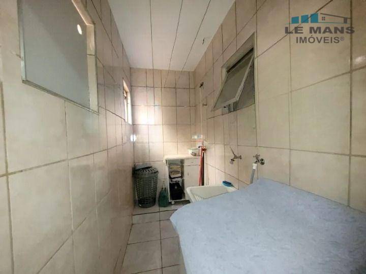 Apartamento à venda com 3 quartos, 74m² - Foto 13