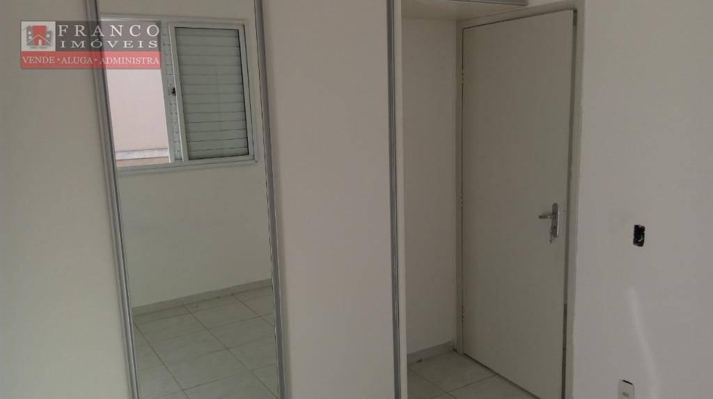 Apartamento à venda com 3 quartos, 60m² - Foto 16