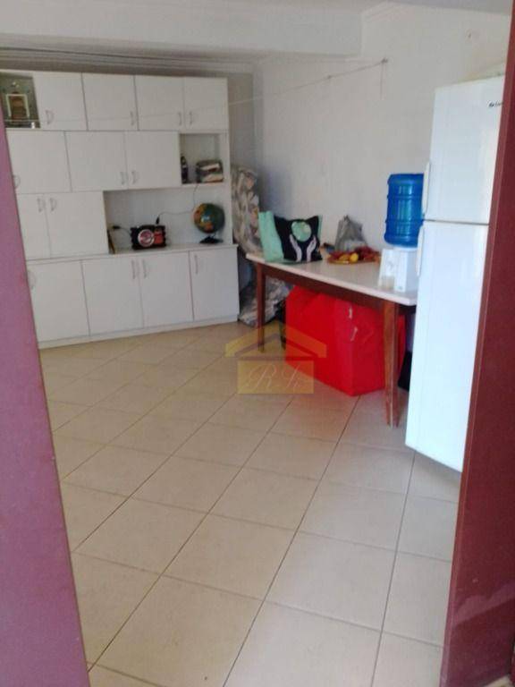 Casa à venda com 3 quartos, 300M2 - Foto 7