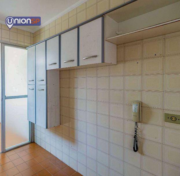 Apartamento à venda com 2 quartos, 56m² - Foto 10