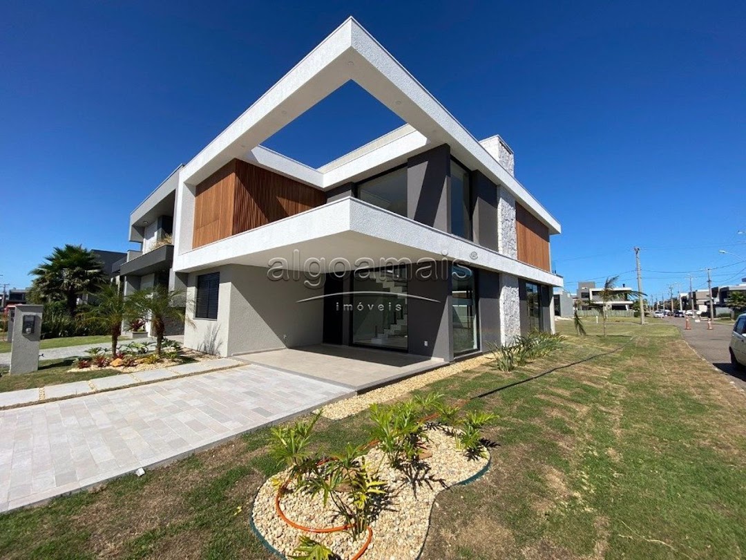 Casa de Condomínio à venda com 4 quartos, 205m² - Foto 2