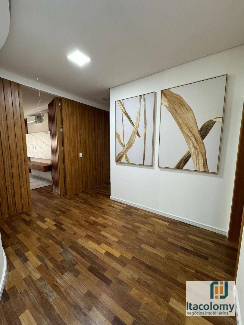 Casa de Condomínio à venda e aluguel com 5 quartos, 750m² - Foto 13