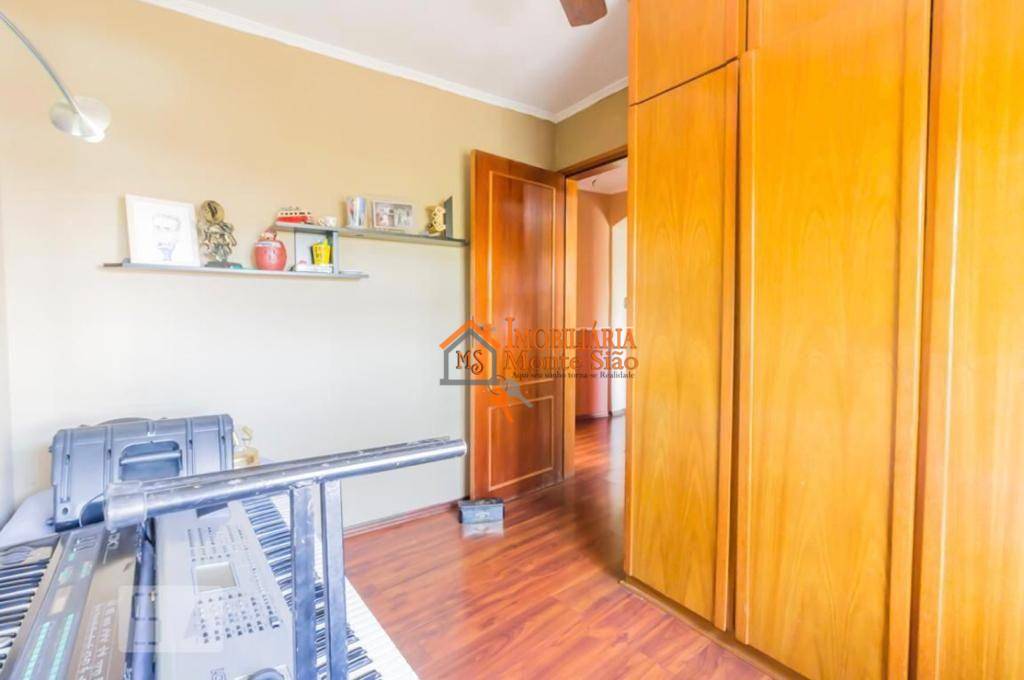 Sobrado à venda com 4 quartos, 325m² - Foto 29