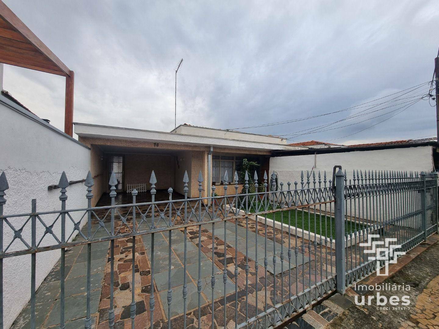 Casa à venda com 2 quartos, 189m² - Foto 2