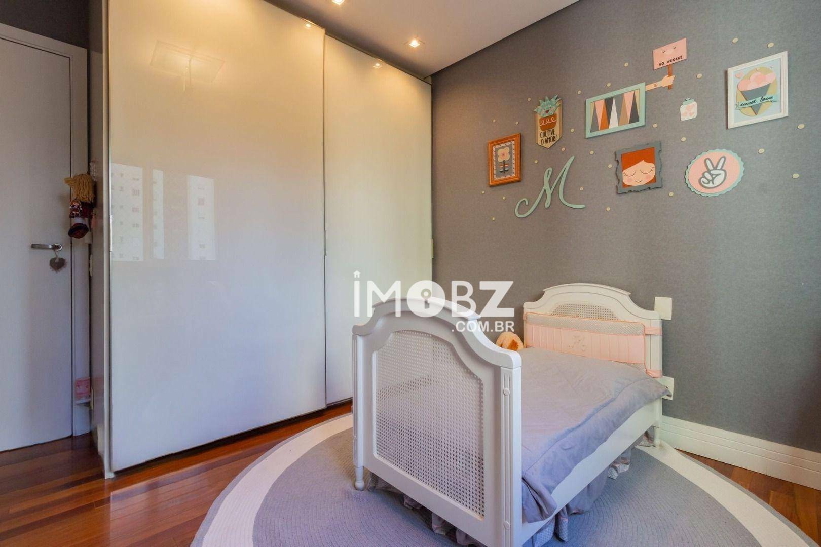 Apartamento à venda com 4 quartos, 223m² - Foto 16