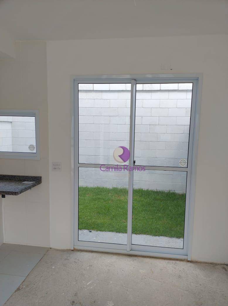 Sobrado à venda com 2 quartos, 61m² - Foto 3