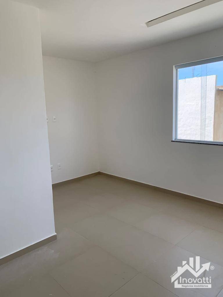 Casa à venda com 2 quartos, 93m² - Foto 9