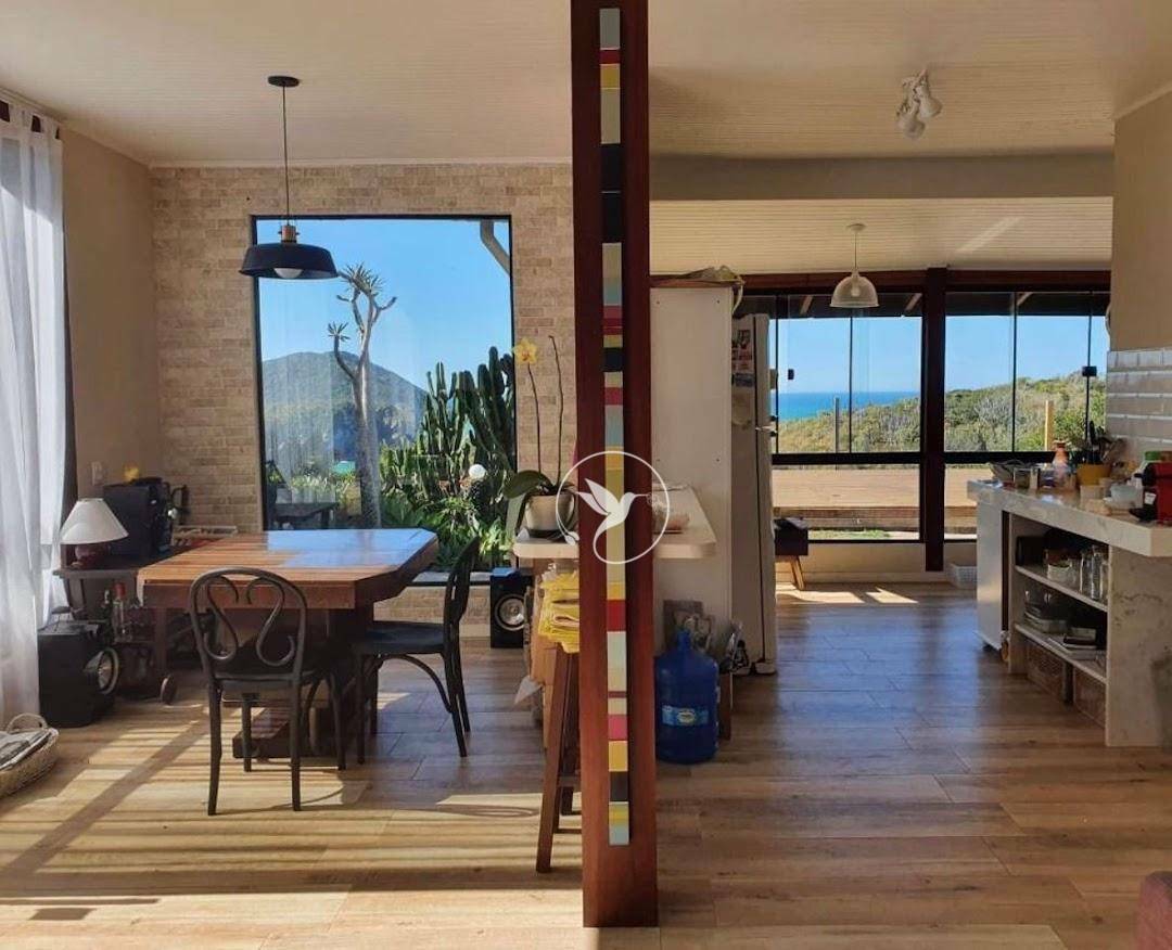 Casa à venda com 3 quartos, 180m² - Foto 4