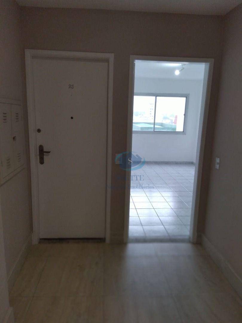 Apartamento à venda com 1 quarto, 45m² - Foto 9