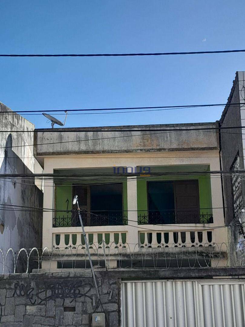 Casa à venda com 3 quartos, 200m² - Foto 3