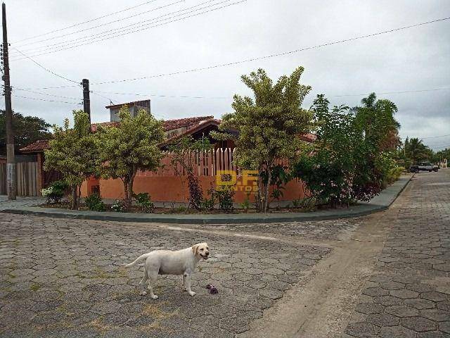 Casa à venda com 3 quartos, 200m² - Foto 10