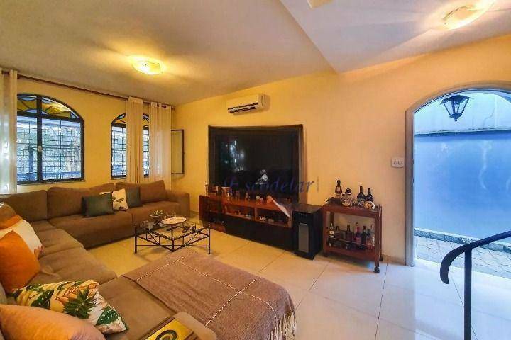 Sobrado à venda com 2 quartos, 163m² - Foto 1