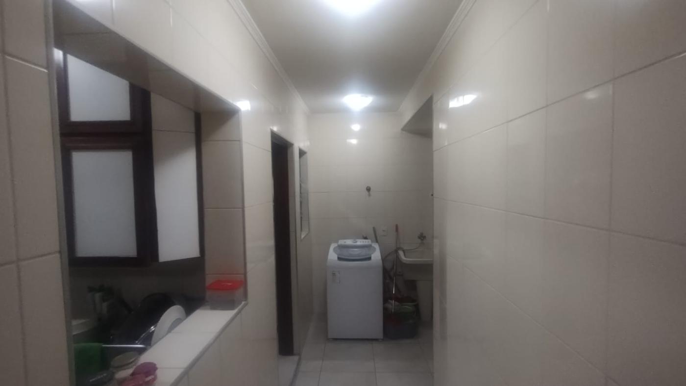 Sobrado à venda com 3 quartos, 100m² - Foto 11