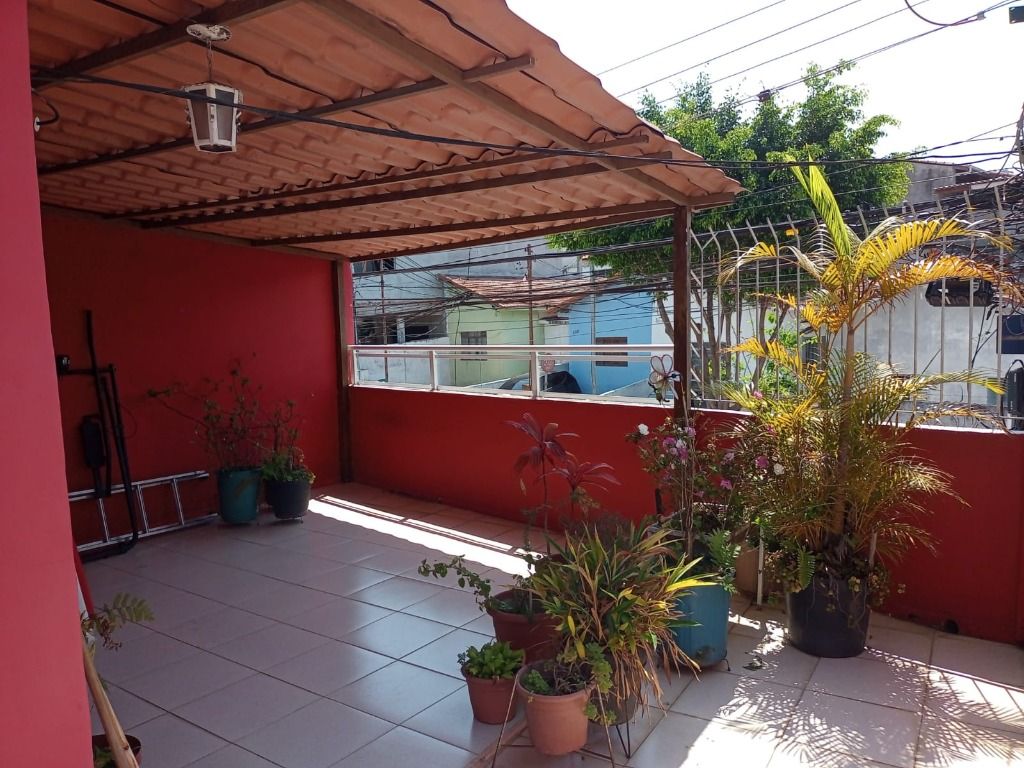 Sobrado à venda com 2 quartos, 100m² - Foto 11