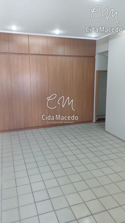 Apartamento para alugar com 3 quartos, 186m² - Foto 3