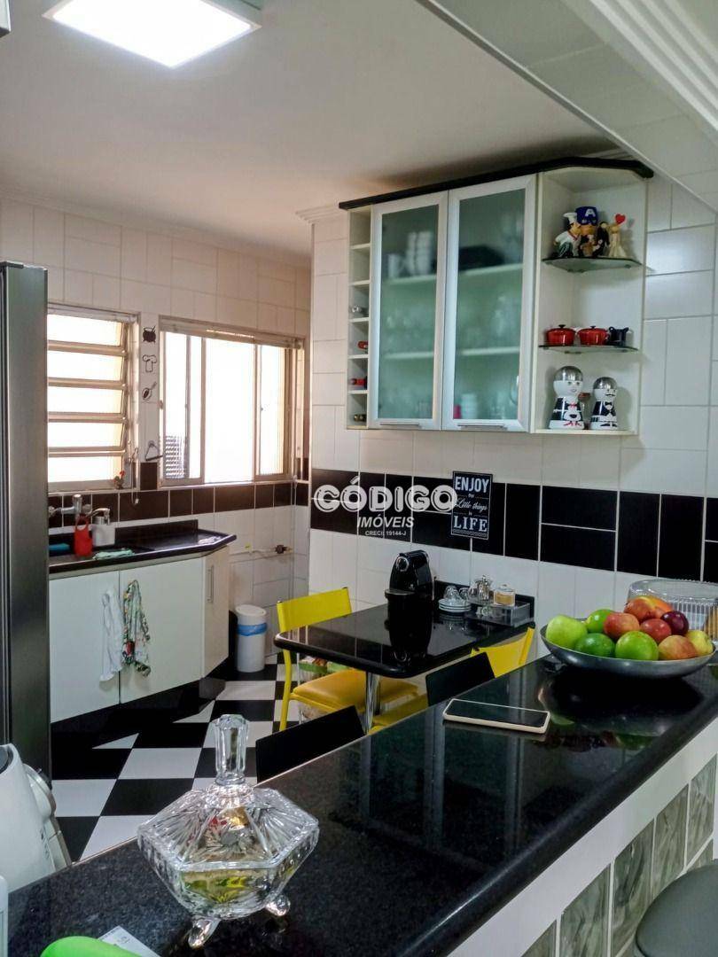 Apartamento à venda com 3 quartos, 93m² - Foto 11