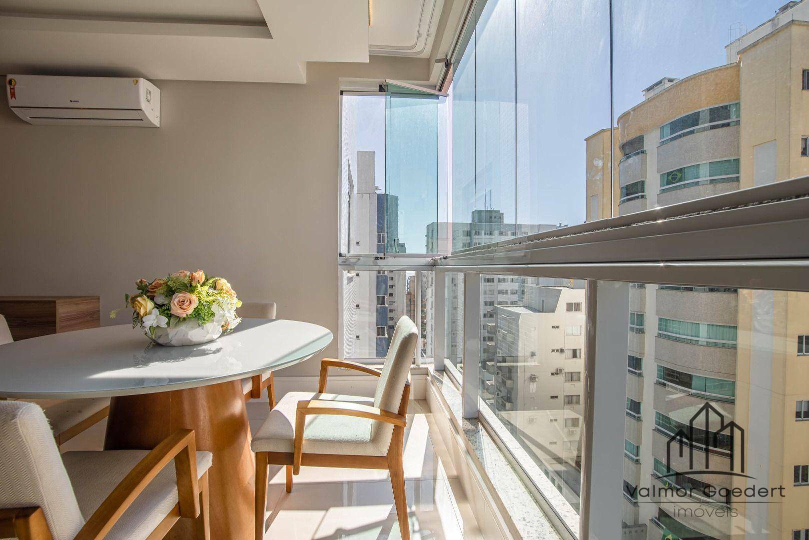 Apartamento à venda com 3 quartos, 137m² - Foto 9