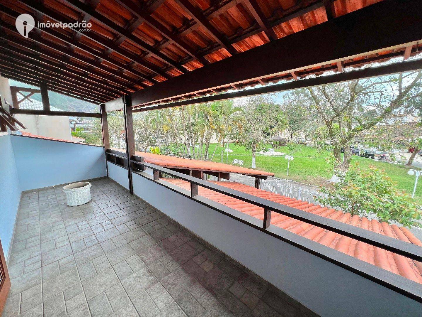 Casa de Condomínio à venda com 5 quartos, 300m² - Foto 24