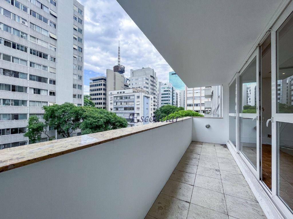 Apartamento à venda com 3 quartos, 200m² - Foto 4