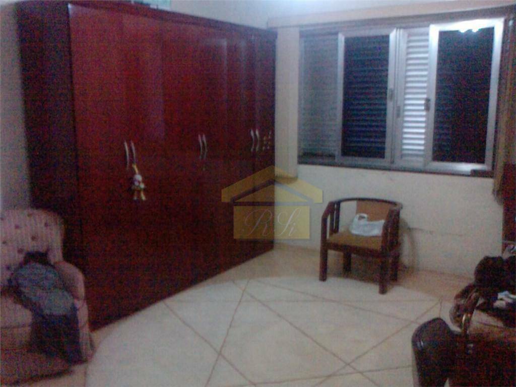 Sobrado à venda com 3 quartos, 180m² - Foto 8