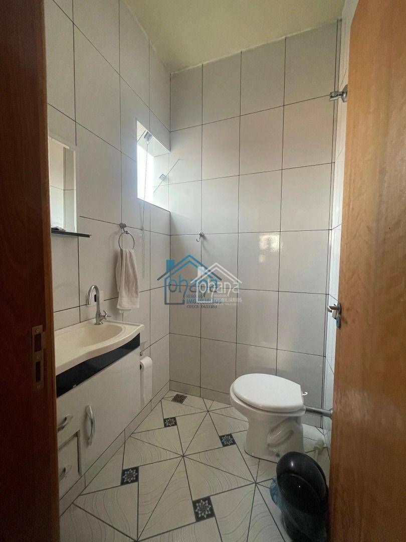 Casa à venda com 3 quartos, 212m² - Foto 4