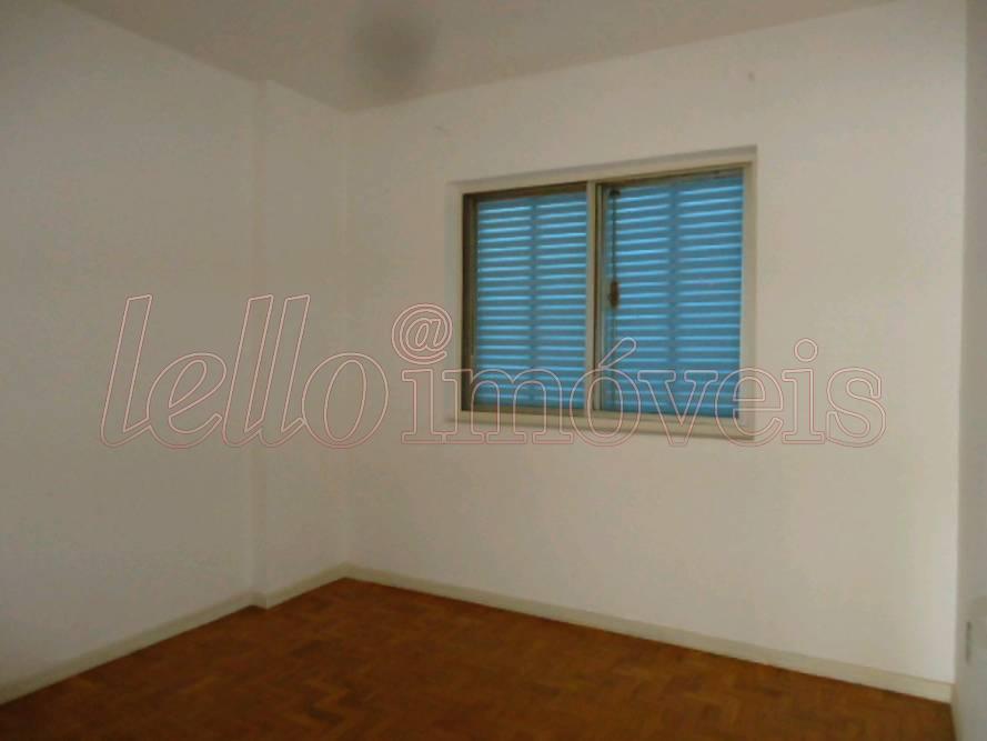 Apartamento para alugar com 2 quartos, 75m² - Foto 7