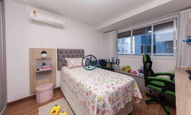 Apartamento à venda com 4 quartos, 183m² - Foto 12