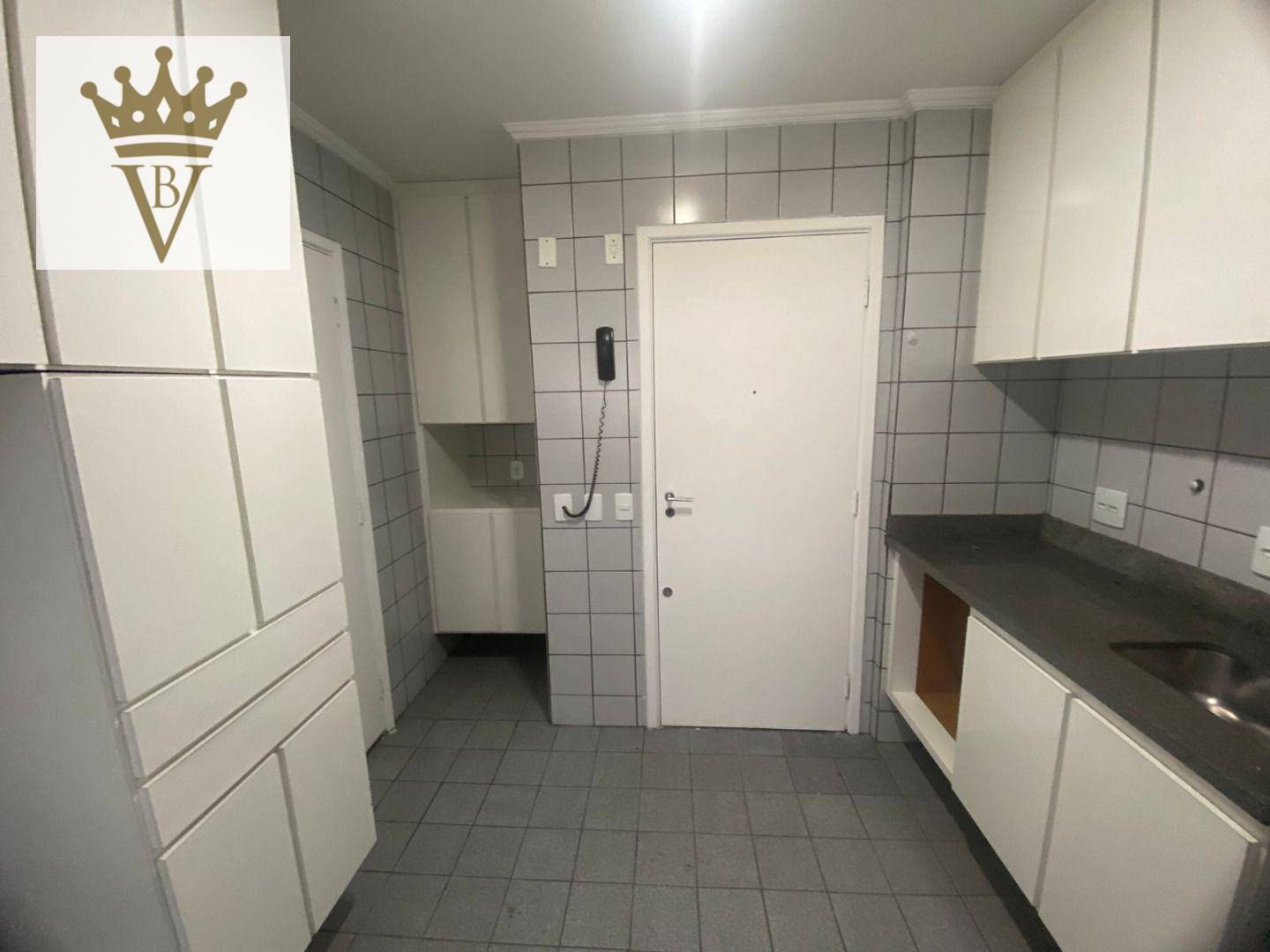 Apartamento à venda com 2 quartos, 75m² - Foto 15