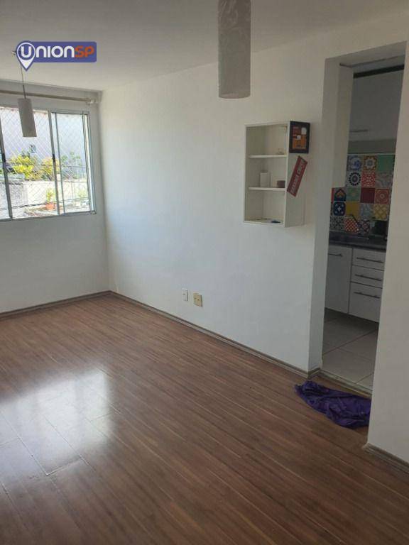 Apartamento à venda com 2 quartos, 40m² - Foto 2