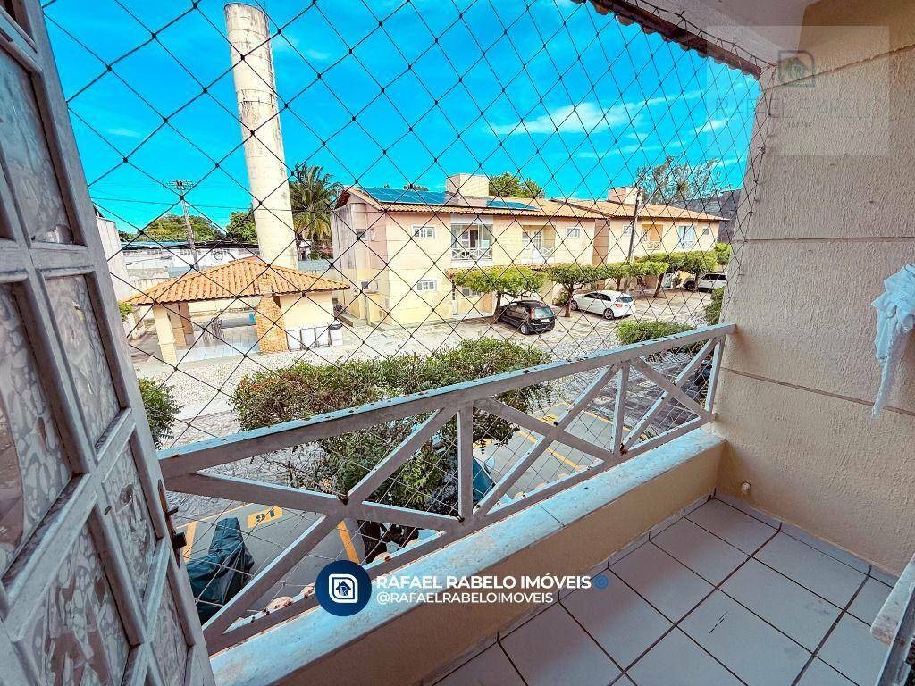 Apartamento à venda com 2 quartos, 66m² - Foto 4