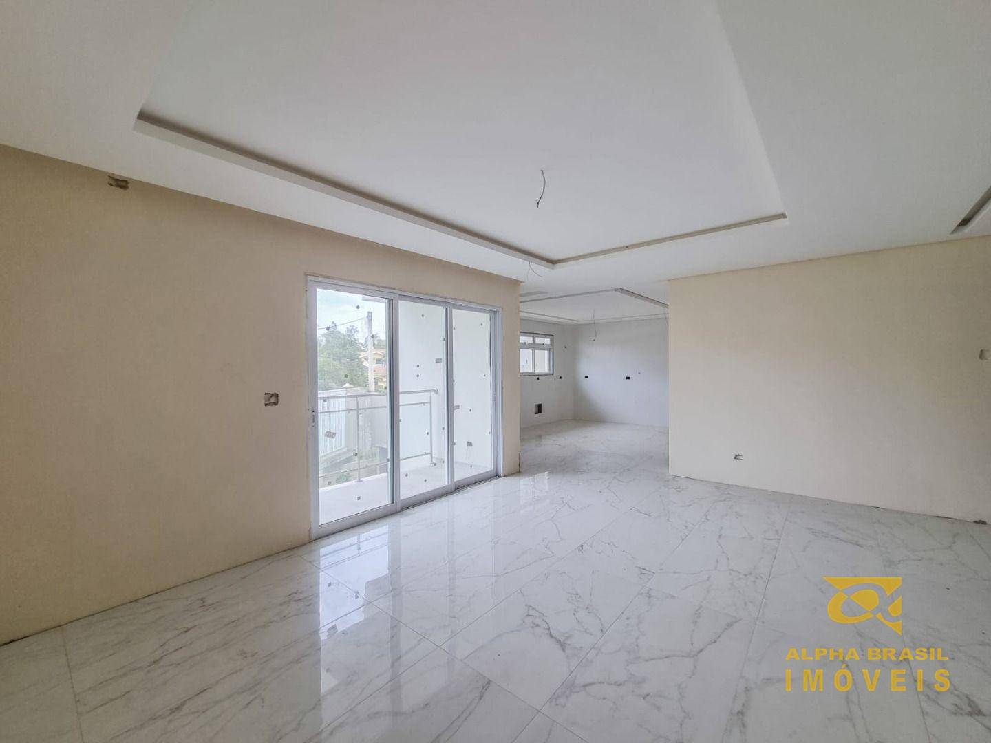 Casa à venda com 4 quartos, 371m² - Foto 5