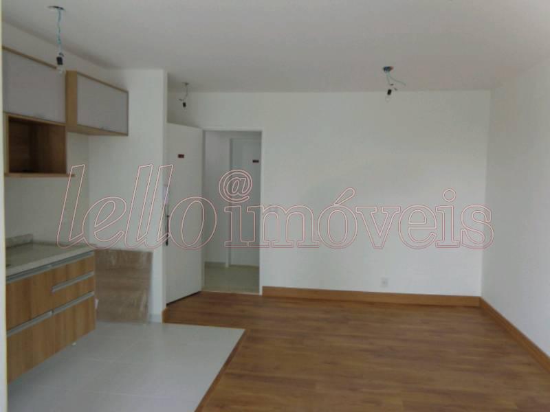 Apartamento para alugar com 1 quarto, 46m² - Foto 2