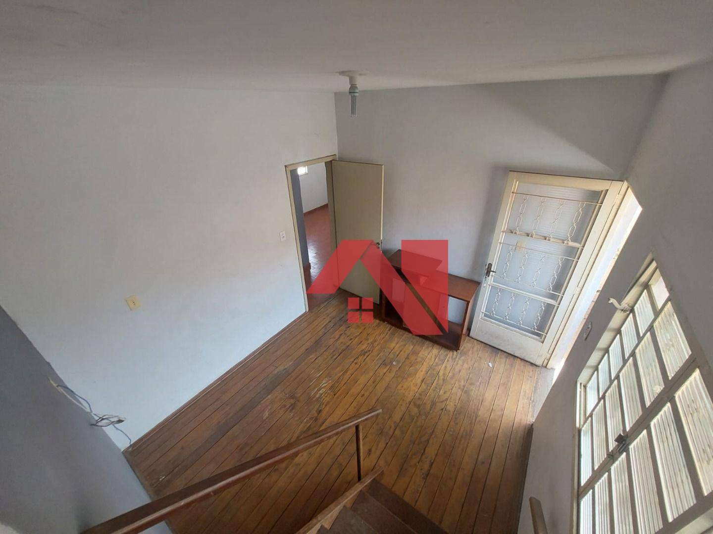 Casa para alugar com 2 quartos, 90m² - Foto 13