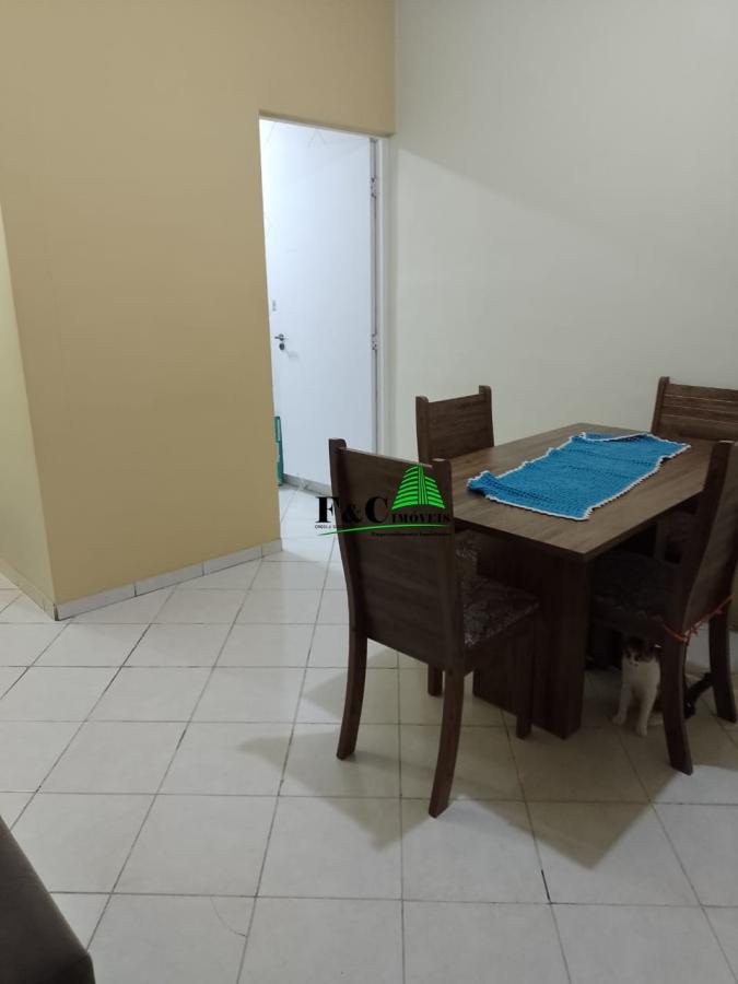 Apartamento à venda com 2 quartos, 70m² - Foto 3