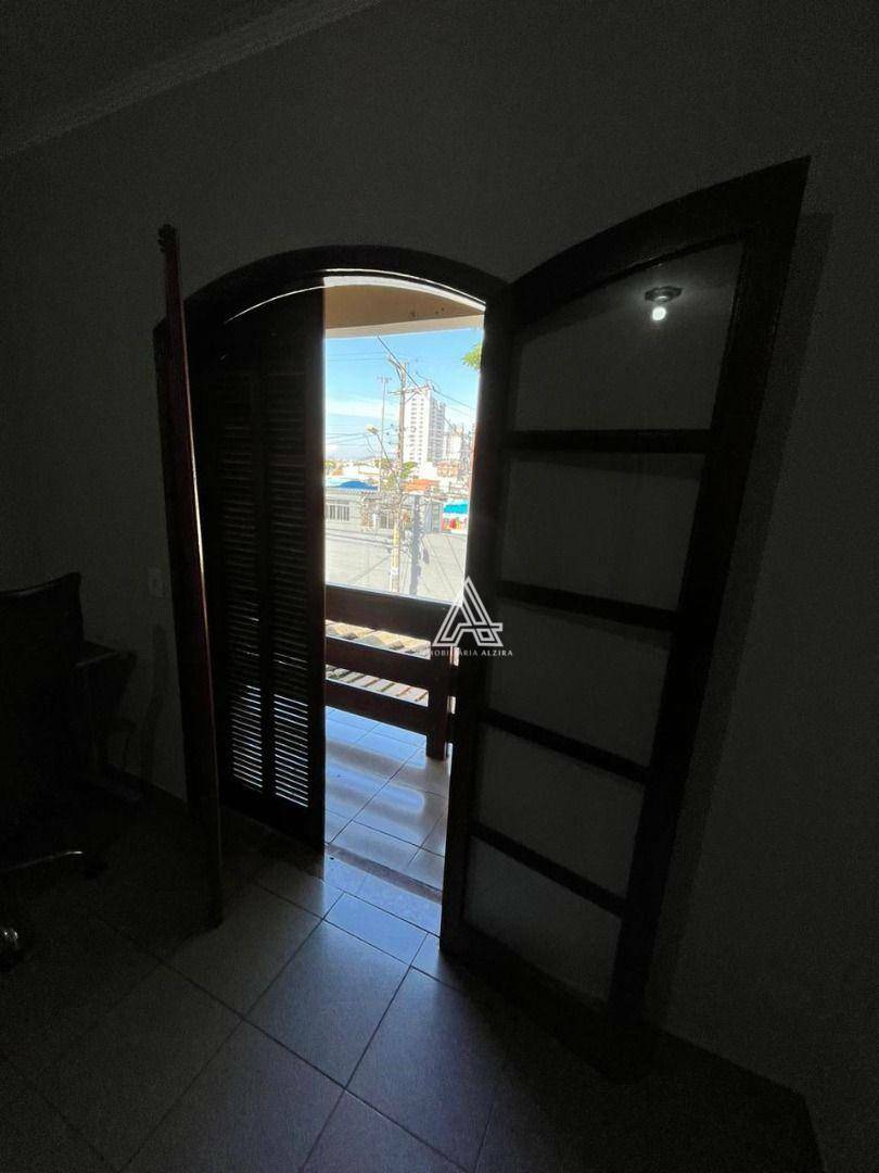 Sobrado à venda com 3 quartos, 209m² - Foto 65