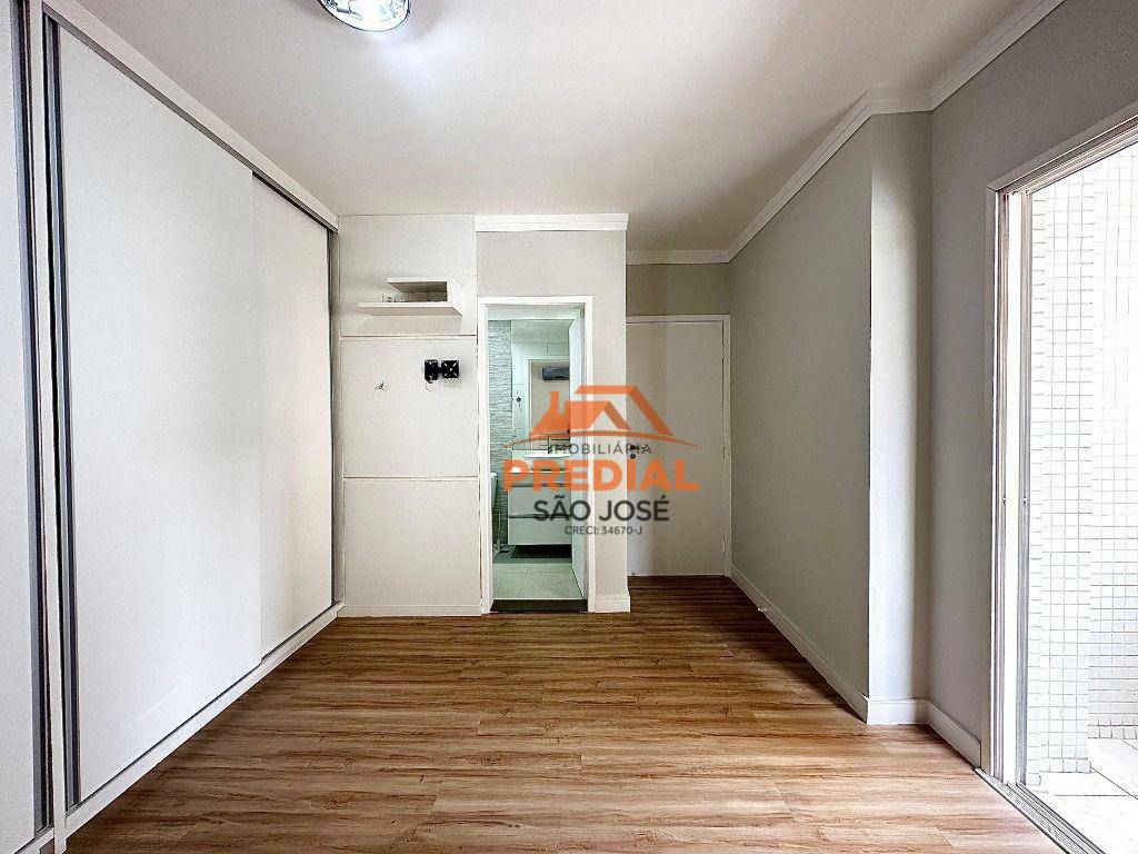 Apartamento à venda com 3 quartos, 108m² - Foto 10