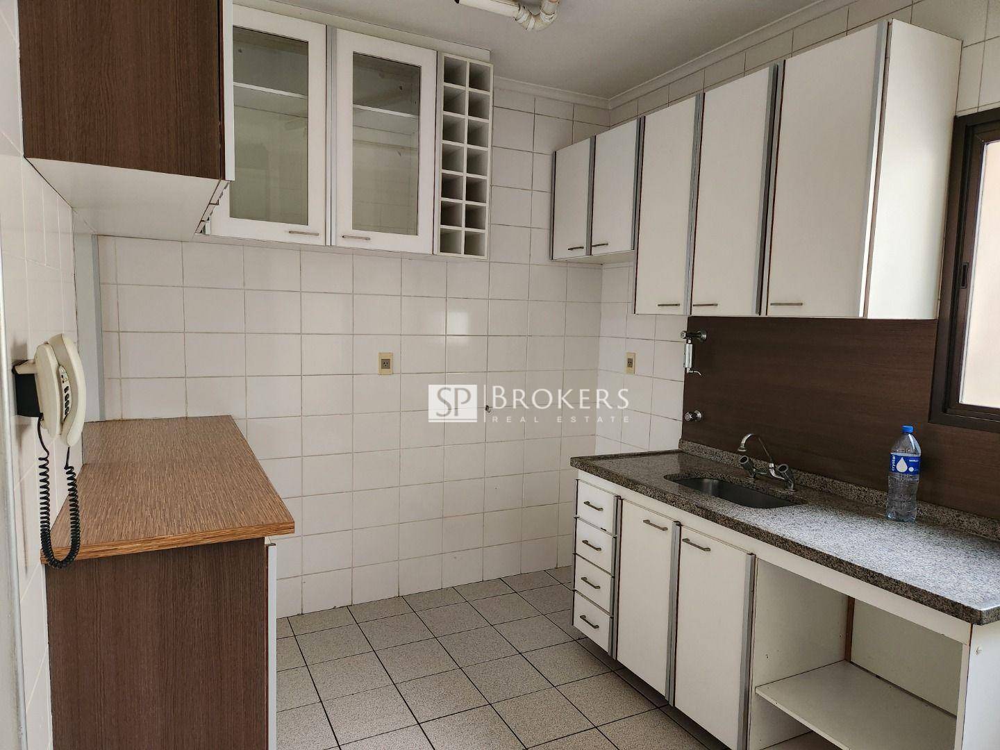 Apartamento à venda e aluguel com 3 quartos, 106m² - Foto 4