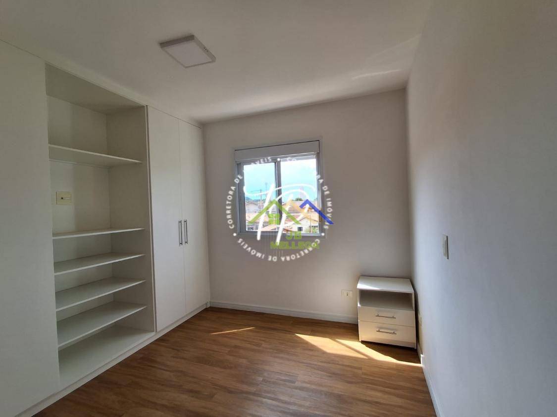 Apartamento à venda com 2 quartos, 67m² - Foto 5