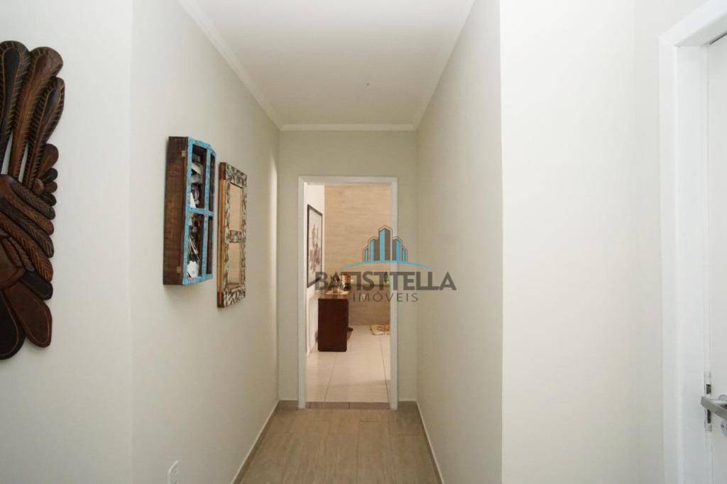 Casa à venda com 3 quartos, 150m² - Foto 26