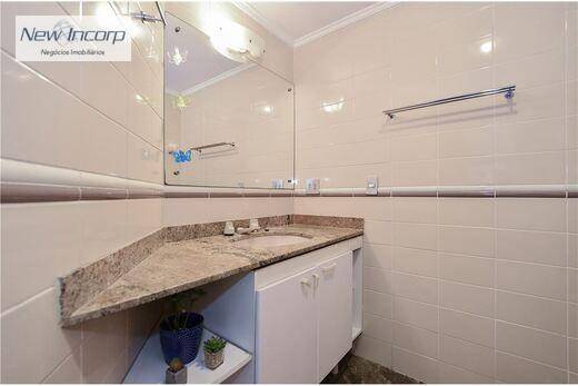 Apartamento à venda com 3 quartos, 206m² - Foto 20