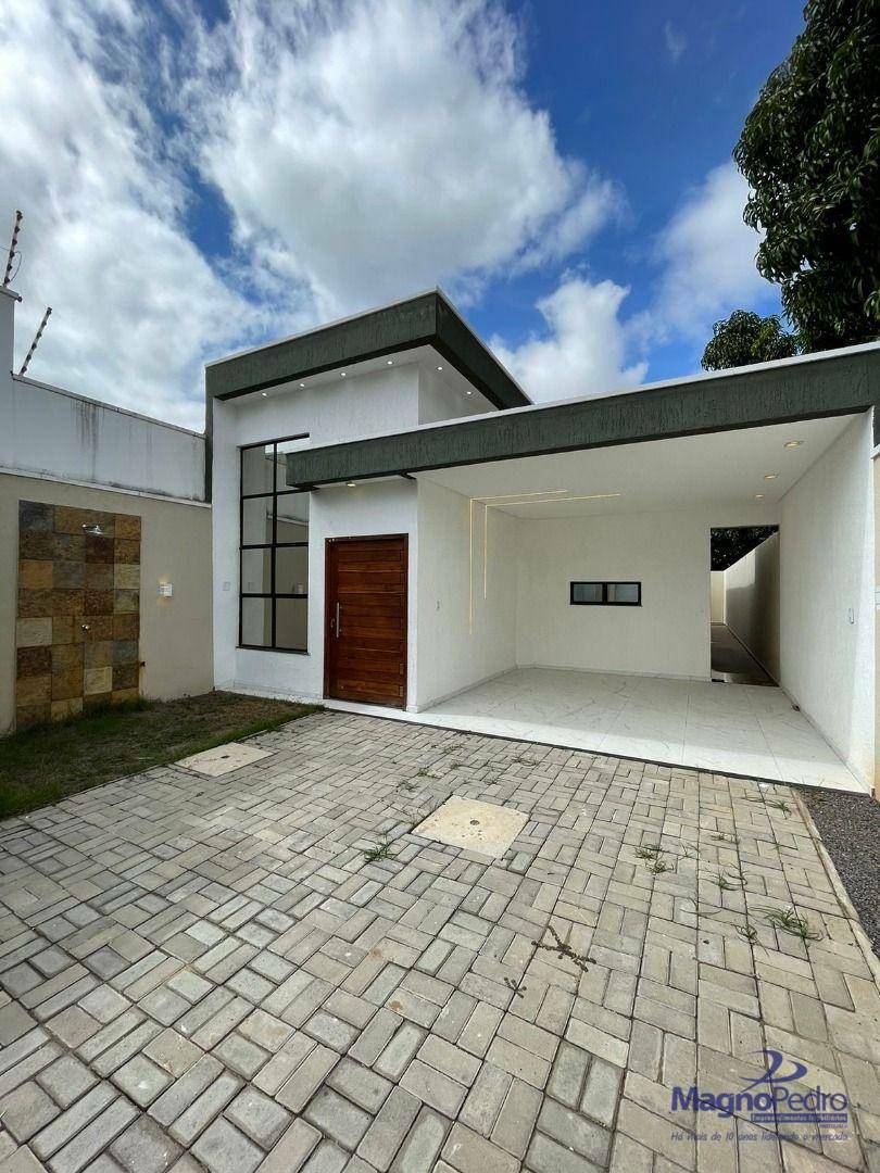 Casa à venda com 3 quartos, 110m² - Foto 1