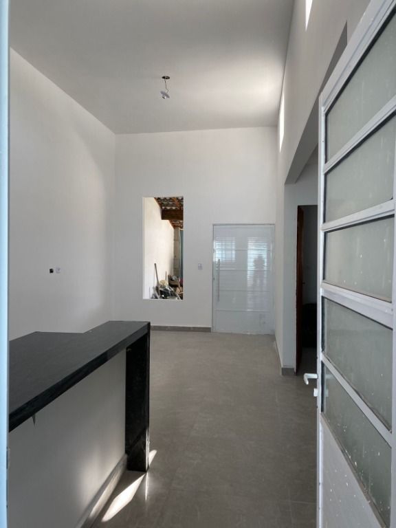 Casa à venda com 3 quartos, 140m² - Foto 14