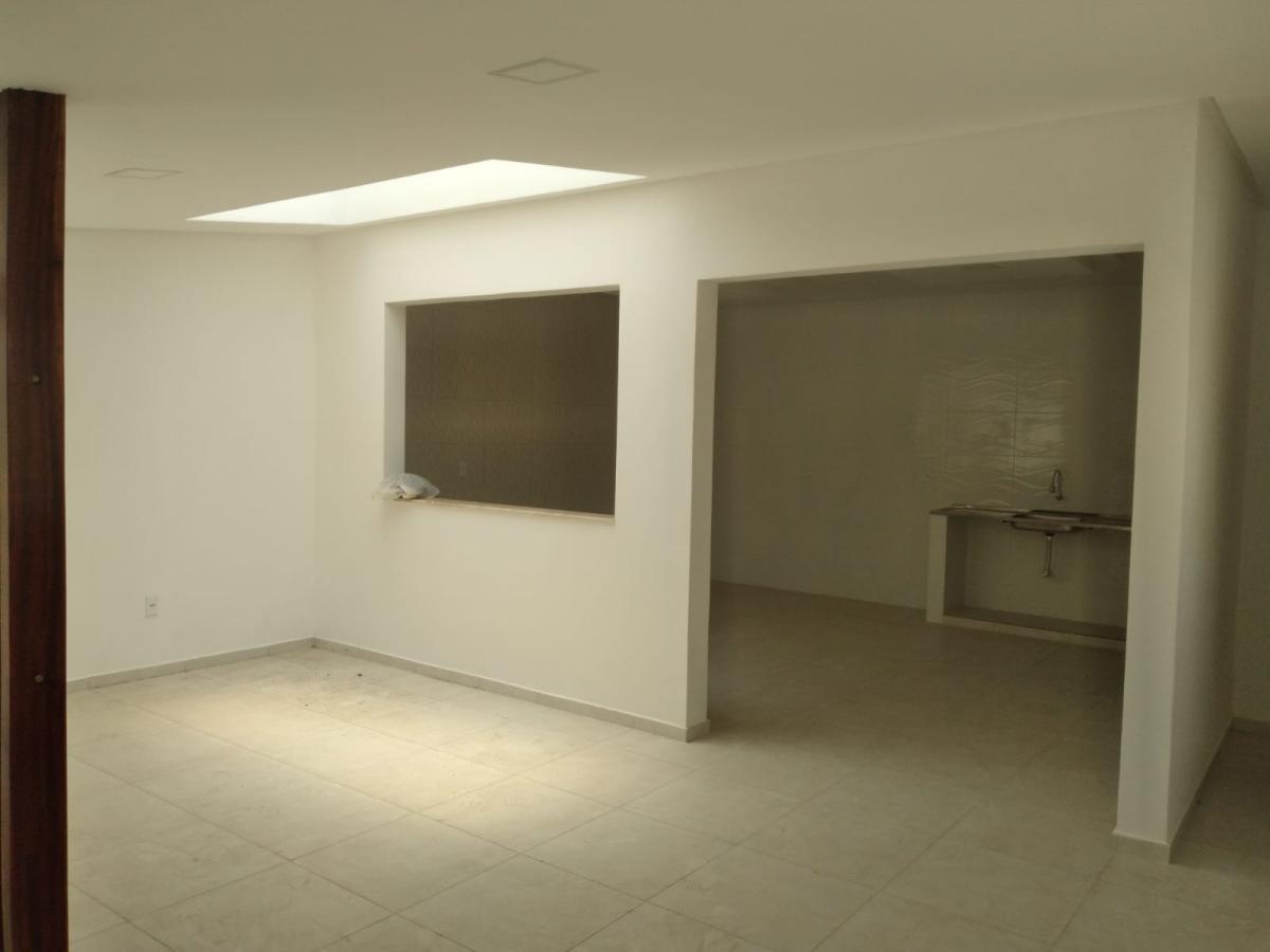 Casa à venda com 3 quartos, 300m² - Foto 5