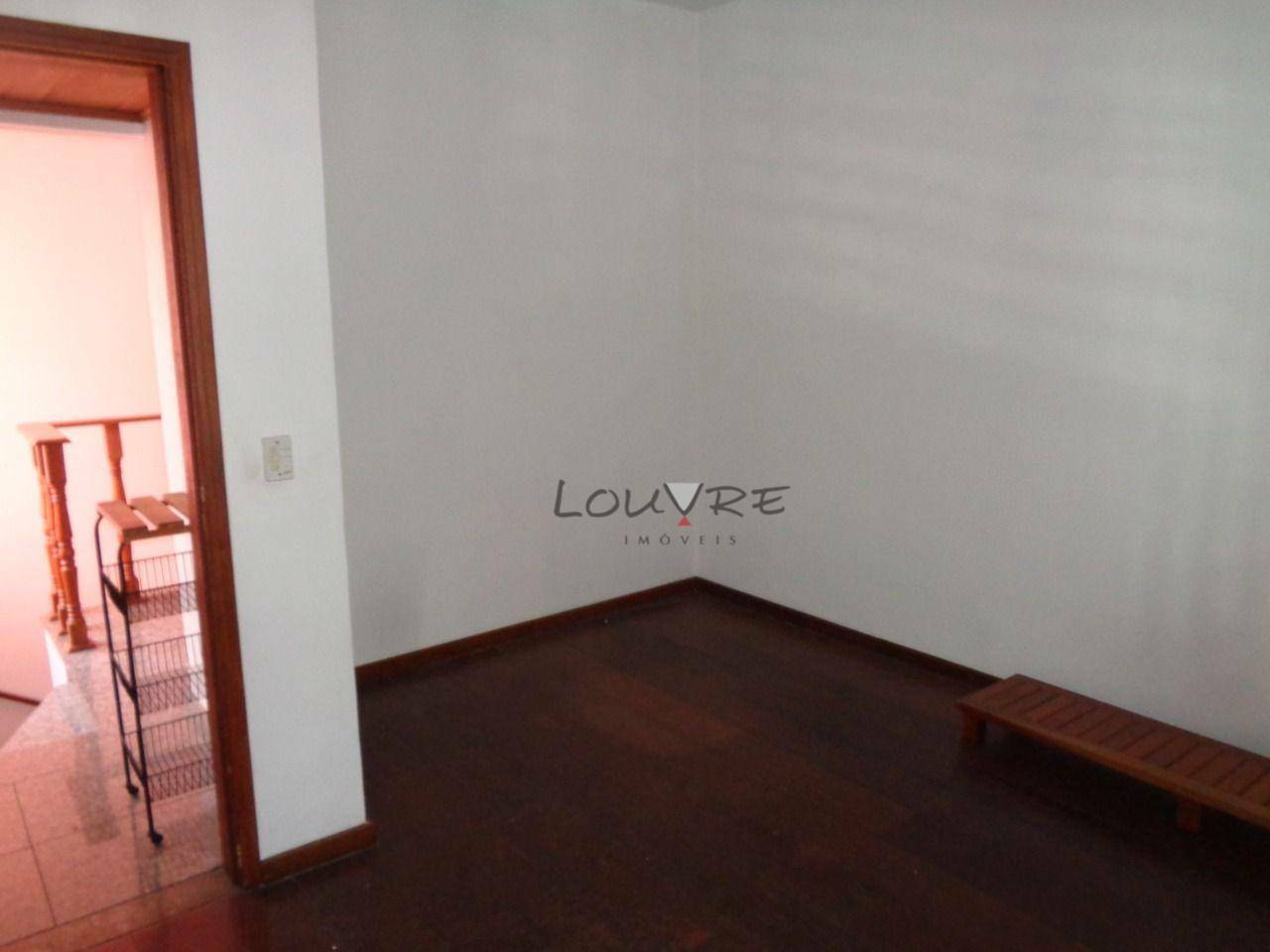 Casa à venda com 3 quartos, 250m² - Foto 14