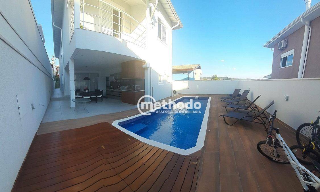 Casa de Condomínio à venda com 3 quartos, 267m² - Foto 2