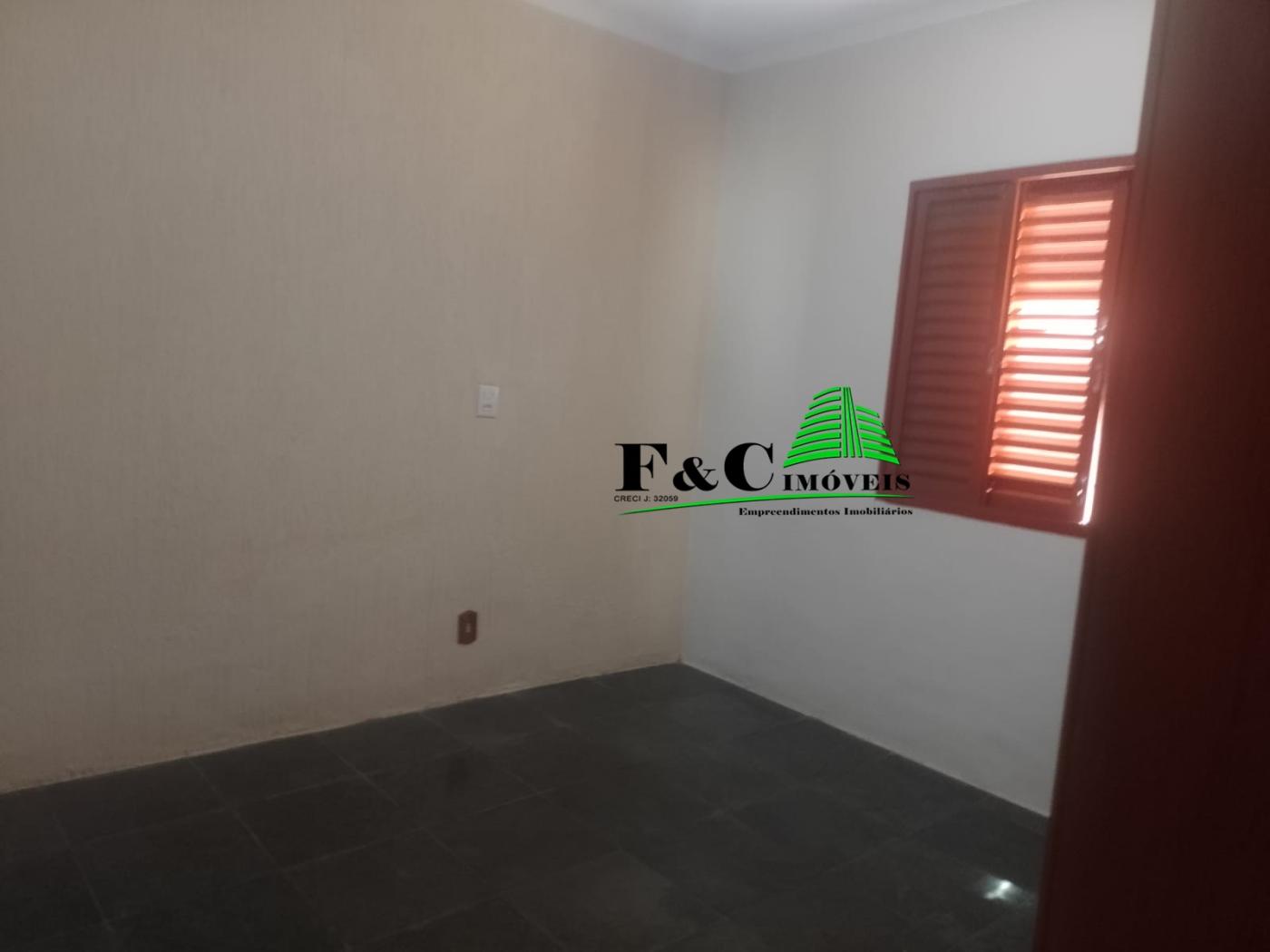 Casa à venda com 3 quartos, 250m² - Foto 15