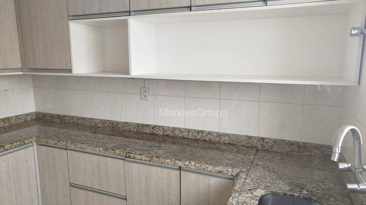 Casa para alugar com 3 quartos, 250m² - Foto 16