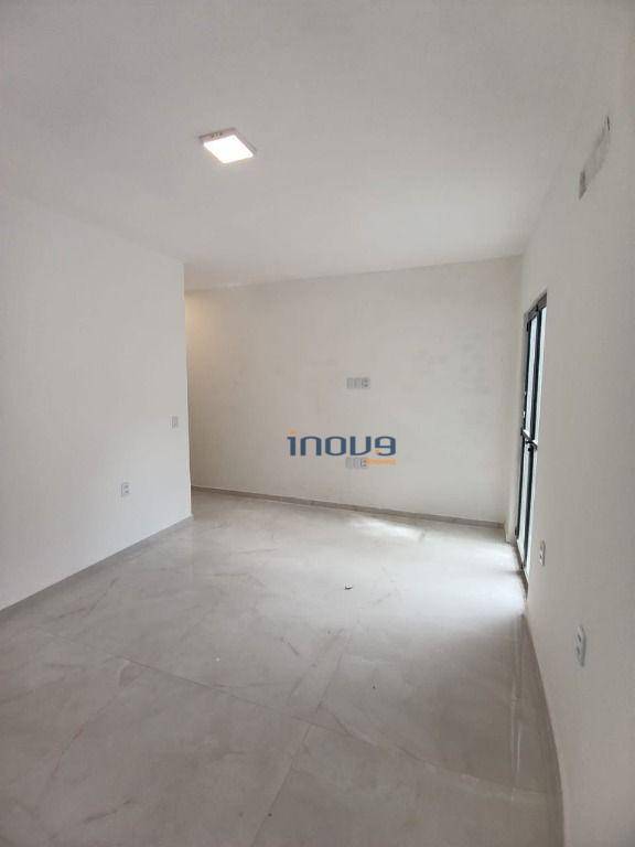 Casa à venda com 3 quartos, 110m² - Foto 9