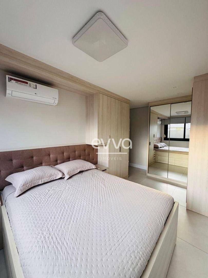 Apartamento à venda com 3 quartos, 106m² - Foto 12