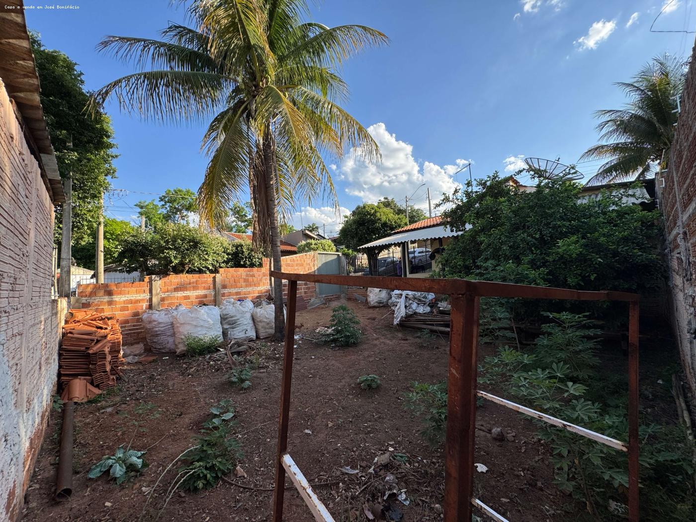 Casa à venda com 2 quartos, 264m² - Foto 14